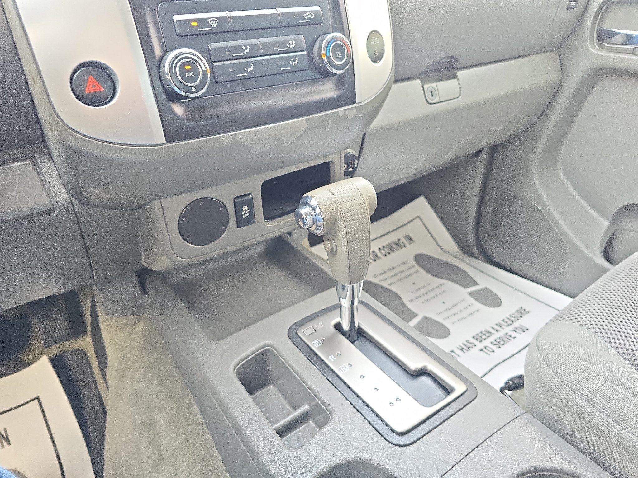 Used 2018 Nissan Frontier SV RWD image 27