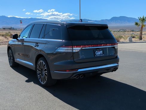 Used 2023 Lincoln Aviator Black Label w/ Dynamic Handling Package AWD/4WD image 5
