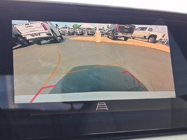 Used 2024 Buick Encore GX Avenir w/ Avenir Convenience Package FWD image 6