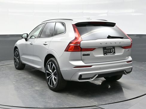Used 2025 Volvo XC60 B5 Plus AWD/4WD image 5