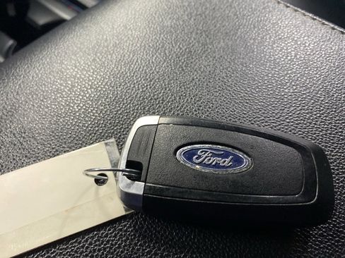 Used 2024 Ford Expedition Max XLT image 40