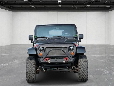 Used 2010 Jeep Wrangler Unlimited Sahara w/ Dual Top Group AWD/4WD image 2