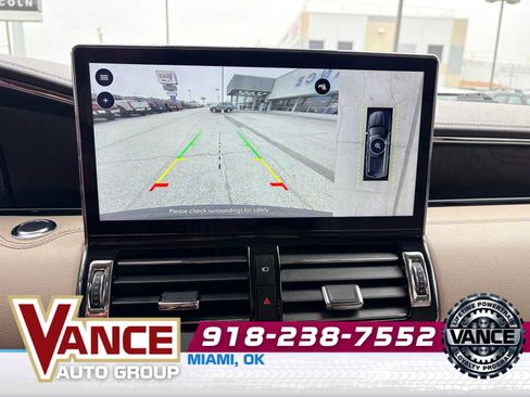 Used 2024 Lincoln Navigator Premiere AWD/4WD image 28