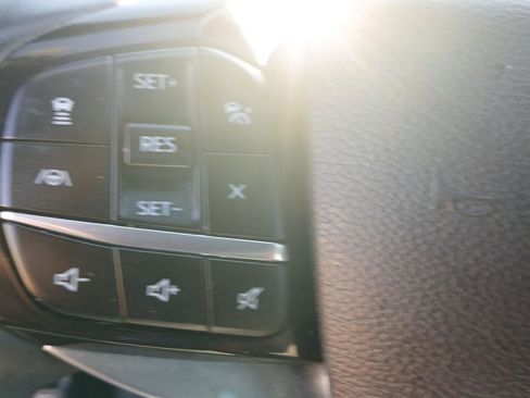 Used 2022 Ford Explorer Platinum w/ Technology Package image 13