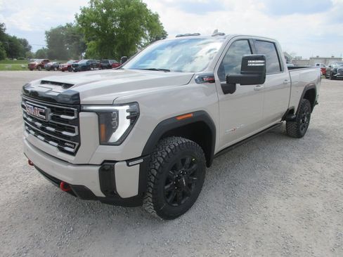 New 2026 GMC Sierra 3500 AT4 w/ AT4 Premium Plus Package AWD/4WD image 10
