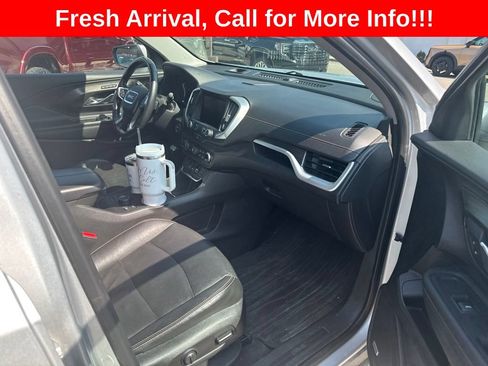 Used 2021 GMC Terrain SLT w/ Infotainment Package II AWD/4WD image 13