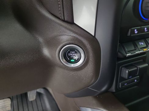 Used 2021 Chevrolet Silverado 1500 LTZ image 14