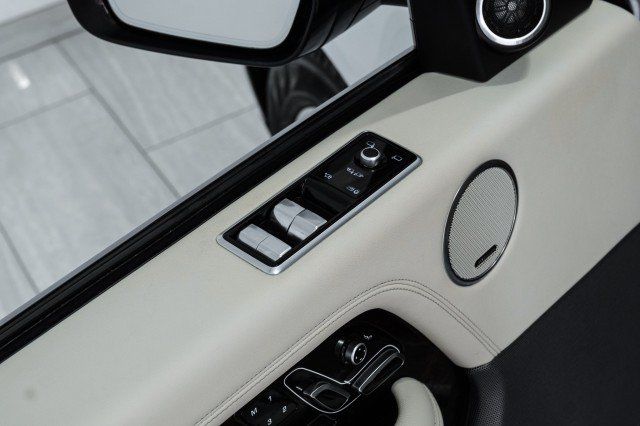 Used 2020 Land Rover Range Rover AWD/4WD image 46