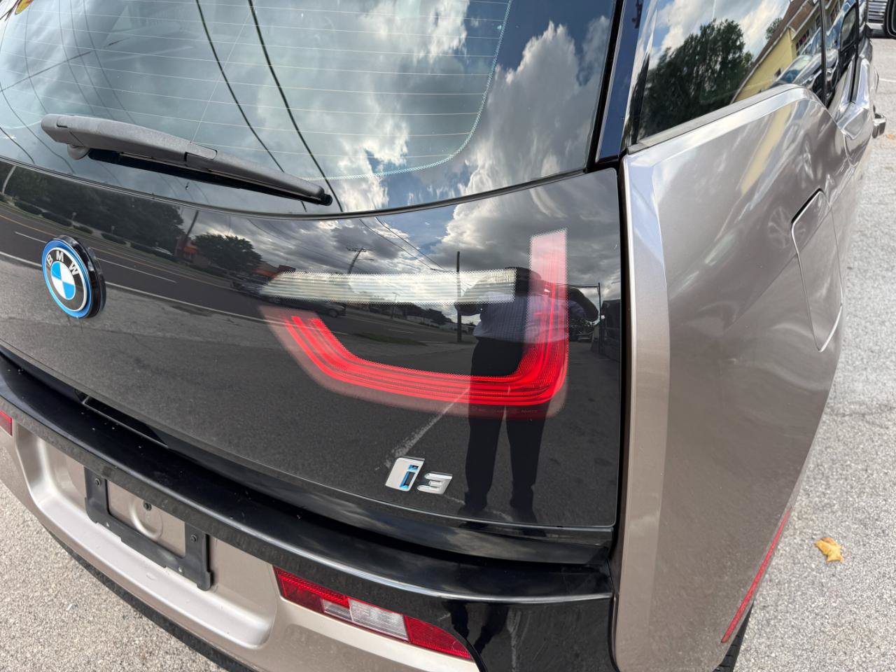 Used 2015 BMW i3 w/ Range Extender RWD image 36