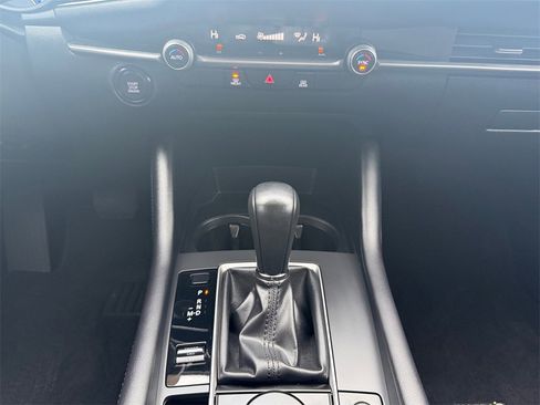 Used 2023 MAZDA MAZDA3 s image 13