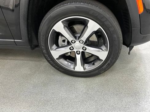 Used 2023 Jeep Grand Cherokee 4WD 4xe image 31