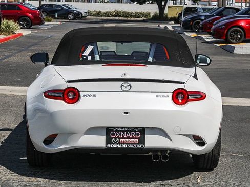 New 2026 MAZDA MX-5 Miata Club w/ Interior Package RWD image 5
