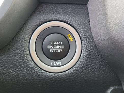 New 2026 RAM 2500 Big Horn AWD/4WD image 18