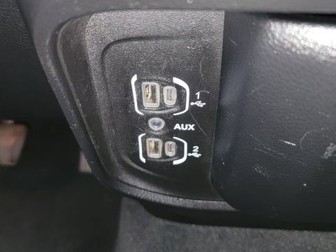Used 2021 RAM 1500 Big Horn AWD/4WD image 24