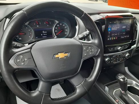Used 2020 Chevrolet Traverse LT w/ LPO, Floor Liner Package AWD/4WD image 11