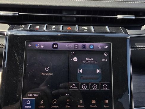 Used 2022 Jeep Grand Cherokee Overland w/ Luxury Tech Group IV image 26