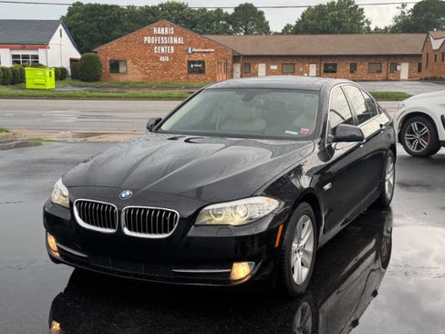 Used 2013 BMW 528i xDrive Sedan image 1