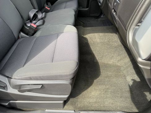 Used 2017 GMC Sierra 1500 SLE w/ SLE Value Package image 14