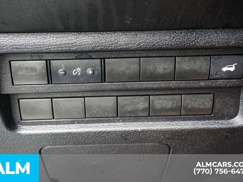 Used 2023 Mitsubishi Outlander SE image 50