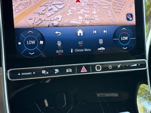 Certified 2025 Mercedes-Benz GLC 350e 4MATIC image 18