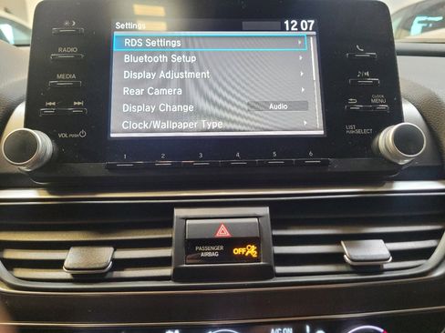 Used 2019 Honda Accord LX image 25