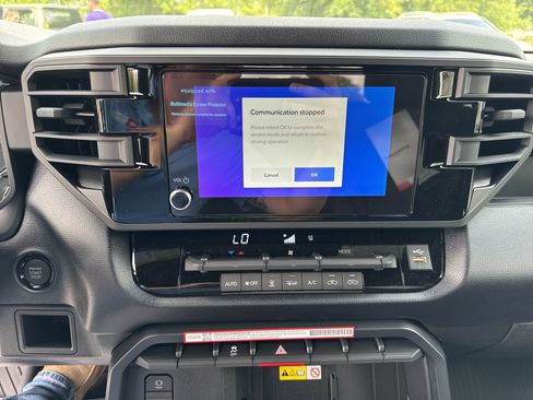 New 2025 Toyota Tundra SR w/ SR Tow Package image 18