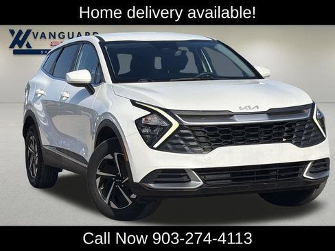 Used 2023 Kia Sportage LX AWD/4WD image 1