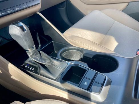 Used 2017 Hyundai Tucson SE image 15