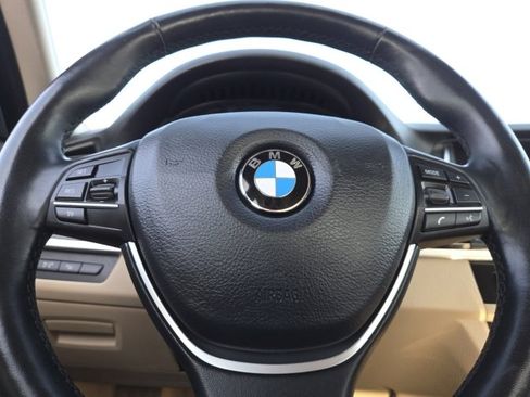 Used 2015 BMW 528i xDrive Sedan image 16