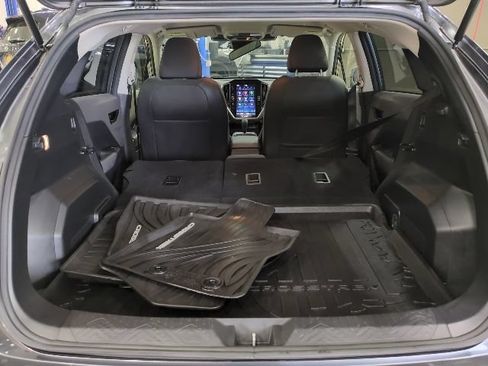 Used 2024 Subaru Crosstrek 2.0i Premium AWD/4WD image 17