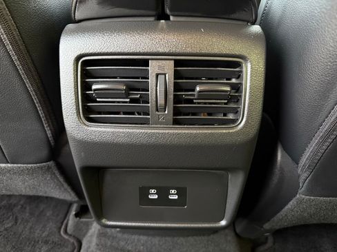 Certified 2025 Nissan Rogue SL image 13