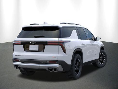 New 2026 Chevrolet Traverse Z71 w/ Driver Confidence Package image 6