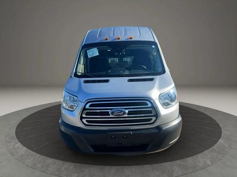 Used 2019 Ford Transit 350 XLT RWD image 2