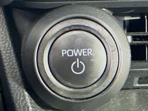 Used 2023 Toyota Prius LE image 21