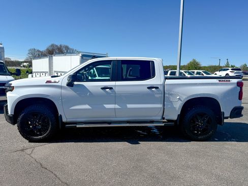 Certified 2021 Chevrolet Silverado 1500 LT Trail Boss w/ Bed Protection Package AWD/4WD image 4