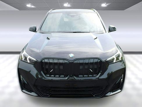 Used 2025 BMW X1 xDrive28i w/ Technology Package image 6