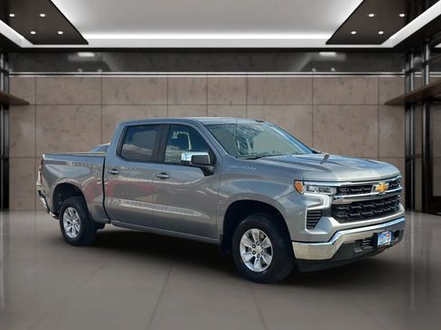 Used 2025 Chevrolet Silverado 1500 LT image 11