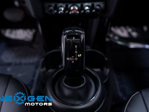 Used 2023 MINI Cooper 2-Door Hardtop image 15