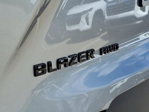 New 2026 Chevrolet Blazer LT w/ Convenience Package AWD/4WD image 8