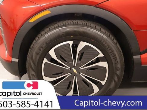 Used 2024 Chevrolet Blazer EV LT AWD/4WD image 9