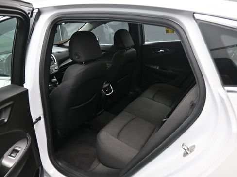 Used 2022 Chevrolet Malibu LT image 23