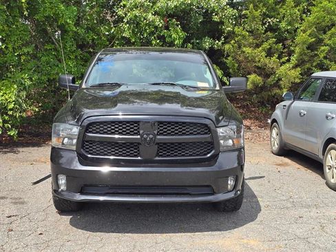 Used 2017 RAM 1500 Express w/ Black Ram 1500 Express Group AWD/4WD image 8