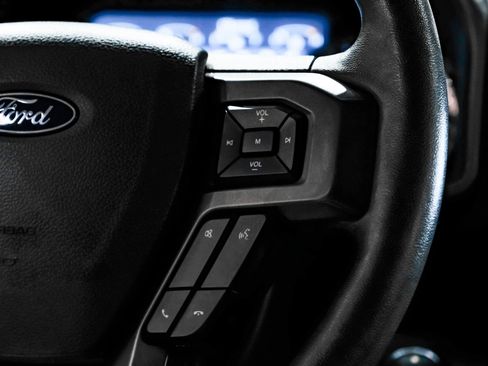 Used 2018 Ford Expedition Max XLT w/ Equipment Group 202A image 15