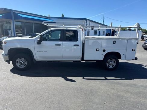 Used 2023 Chevrolet Silverado 2500 W/T w/ WT Convenience Package RWD image 2