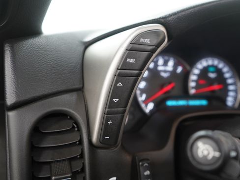 Used 2005 Chevrolet Corvette Convertible w/ Preferred Equipment Group image 16