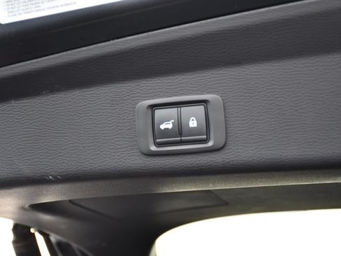 Used 2024 Mitsubishi Outlander SE AWD/4WD image 28