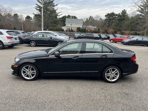 Used 2012 Mercedes-Benz C 300 4MATIC Sedan image 2