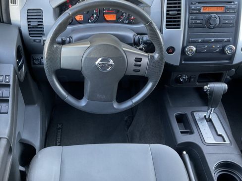 Used 2010 Nissan Xterra S AWD/4WD image 19