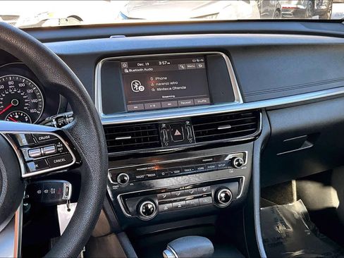 Used 2019 Kia Optima LX image 7