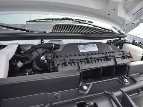 New 2025 Chevrolet Express 2500 Extended image 28